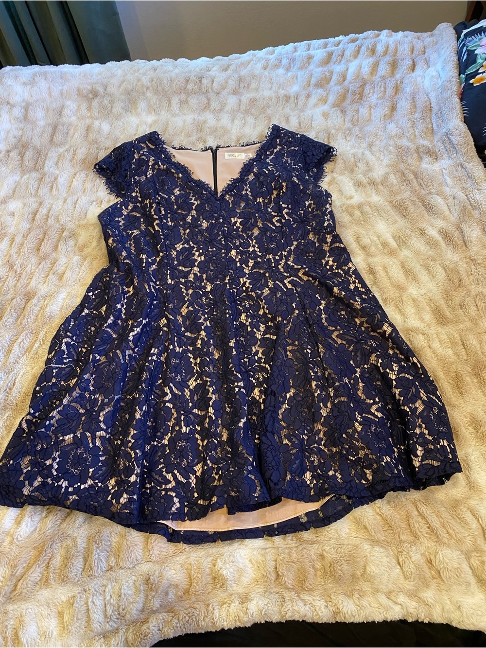 Women’s Navy Lace Dress